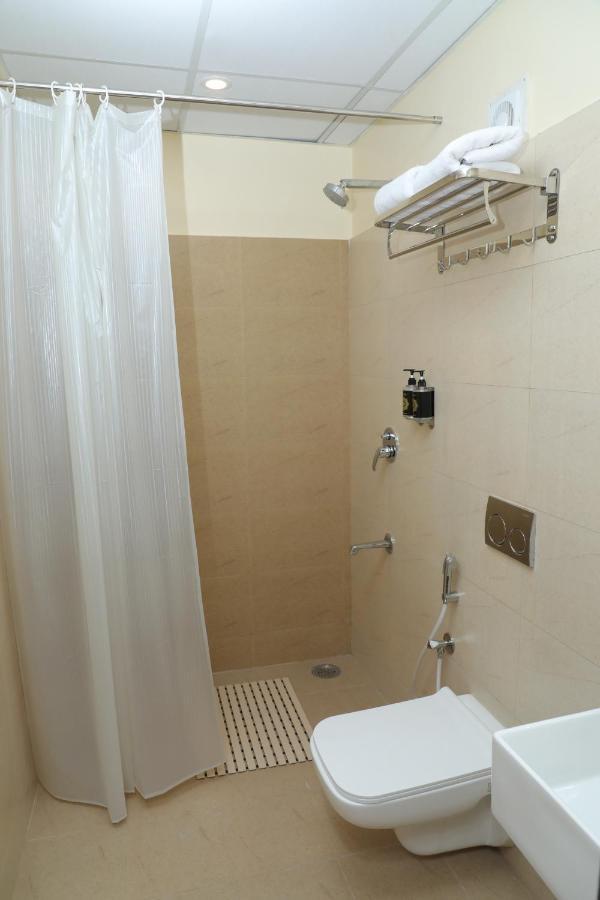 Gadiraju Palace Convention Centre&Hotel Visakhapatnam Extérieur photo