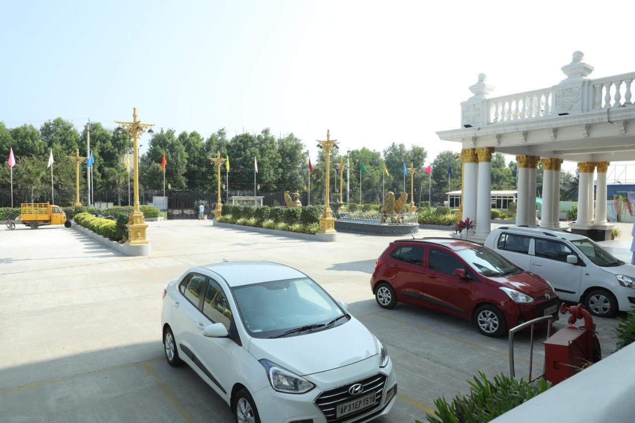 Gadiraju Palace Convention Centre&Hotel Visakhapatnam Extérieur photo
