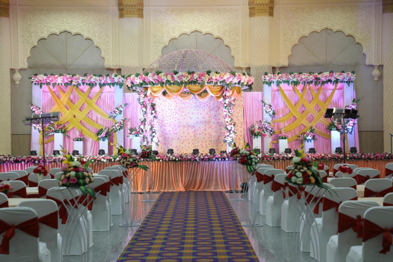 Gadiraju Palace Convention Centre&Hotel Visakhapatnam Extérieur photo