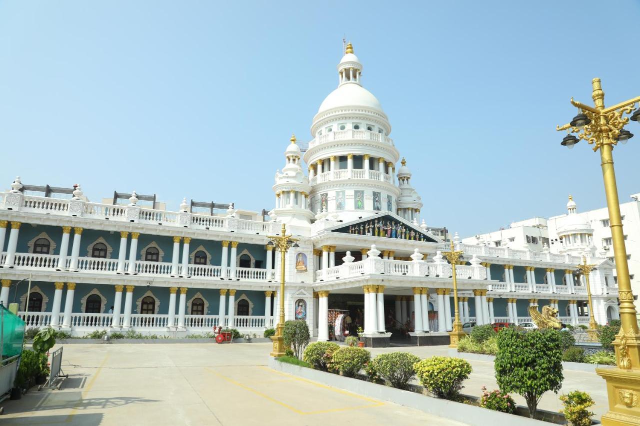 Gadiraju Palace Convention Centre&Hotel Visakhapatnam Extérieur photo