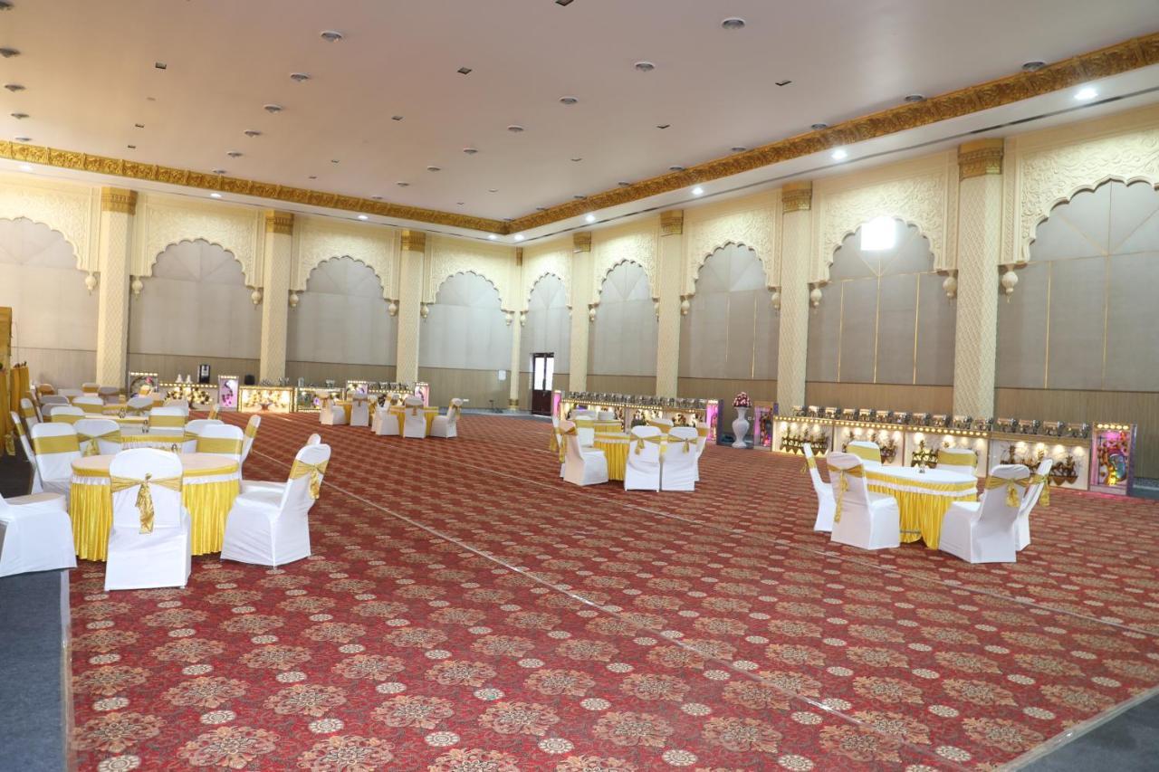 Gadiraju Palace Convention Centre&Hotel Visakhapatnam Extérieur photo