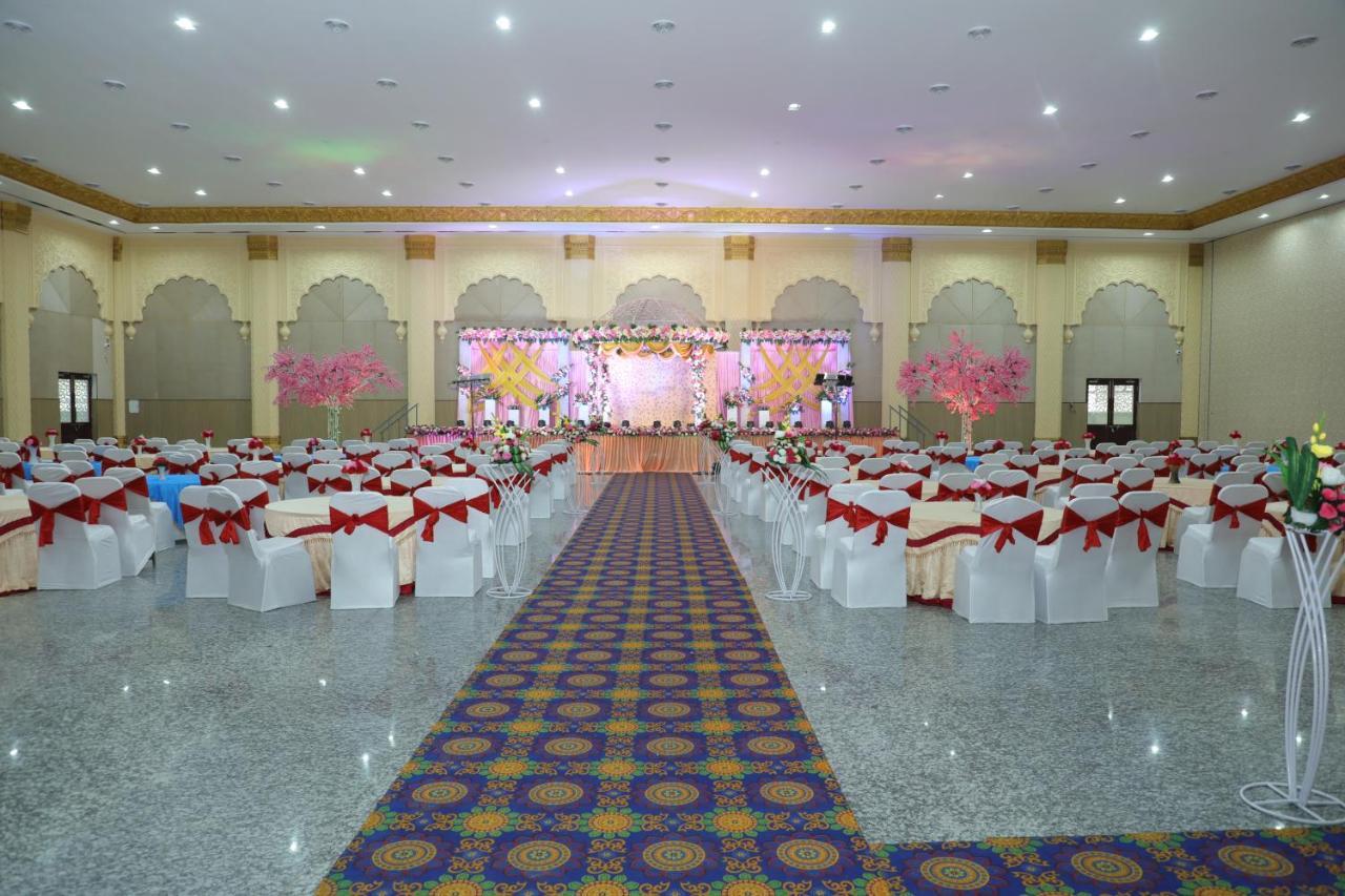 Gadiraju Palace Convention Centre&Hotel Visakhapatnam Extérieur photo